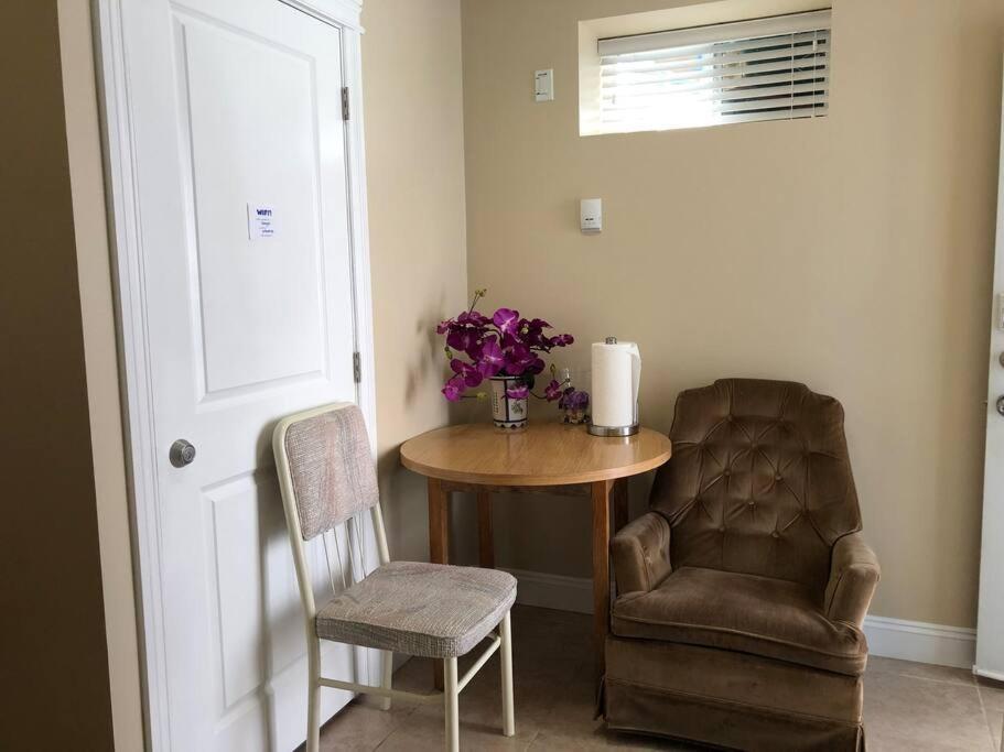 Modern Private Suite Close To Everything 溫哥華 外观 照片